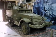 Выставка автомобилей времён Великой Отечественной войны на Поклонной горе