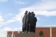 Монумент «100-летие Морозовской стачки»
