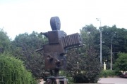 Памятник кинокамере