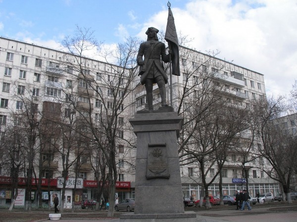 Памятник С.Л. Бухвостову