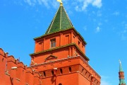 Петровская башня Кремля
