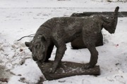 Скульпутра «Писающая собака»