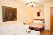 InnDays Apartments Molodezhnaya
