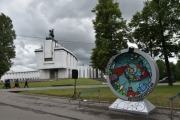 Арт-объект «Время жить в России»