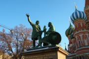 Памятник Минину и Пожарскому - Дата фото: суббота, 28 ноября 2015 г.