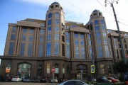 Торгово-деловой центр «Новинский пассаж»