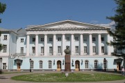 Екатерининский институт — Культурный центр ВС РФ им. М.В. Фрунзе (1751-1819)