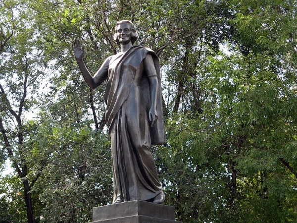Памятник Индире Ганди